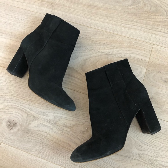 Black nine west suede booties - Picture 1 of 4